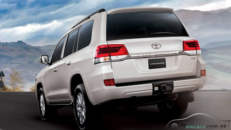 Toyota Land Cruiser Back Side Full View